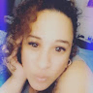 Meet your Posher, Katiria